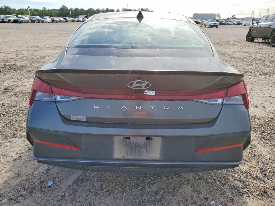 2025 Hyundai Elantra მანქანა იყიდება აუქციონზე, vin: KMHLM4DG9SU011716, აუქციონის ნომერი: 48814196