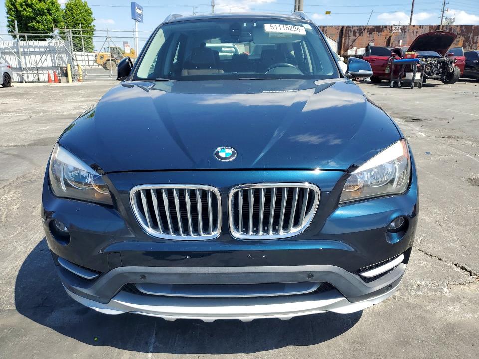 51115296 :رقم المزاد ، WBAVM1C51FVW58247 vin ، 2015 Bmw X1 مزاد بيع