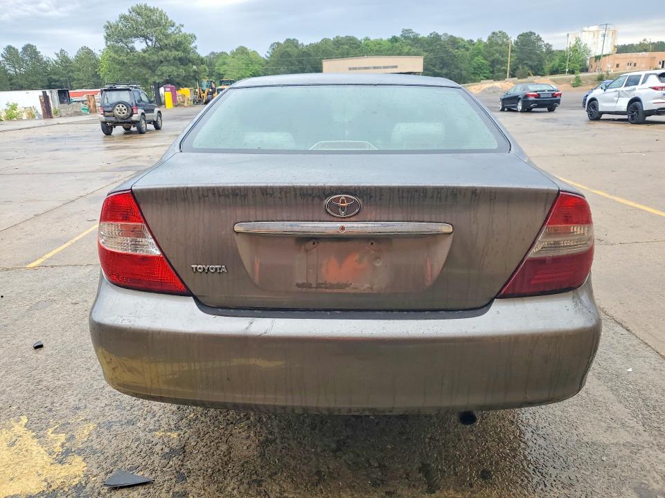 47665436 :رقم المزاد ، 4T1BE32K24U929725 vin ، 2004 Toyota Camry مزاد بيع