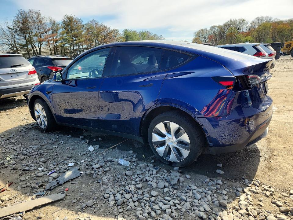 48940996 :رقم المزاد ، 7SAYGDEE5PA106305 vin ، 2023 Tesla Model Y مزاد بيع