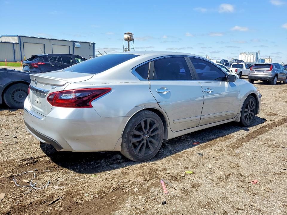 Aukcja sprzedaży 2017 Nissan Altima, vin: 1N4AL3AP1HC132175, numer aukcji: 51675046