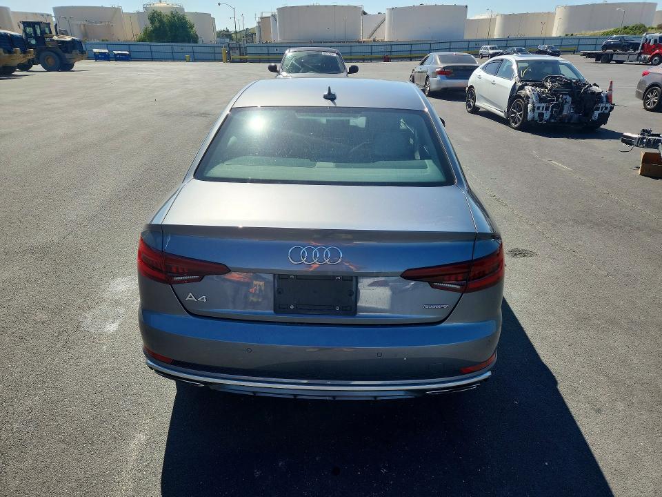 51704756 :رقم المزاد ، WAUENAF48KA002368 vin ، 2019 Audi A4 مزاد بيع