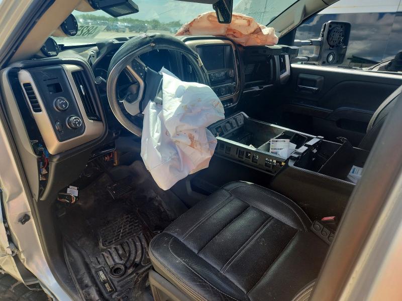53294266 :رقم المزاد ، 1GT12UEY2JF133071 vin ، 2018 Gmc Sierra مزاد بيع