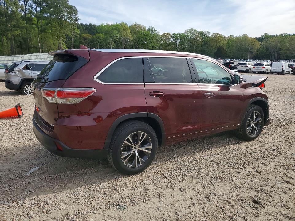 48933676 :رقم المزاد ، 5TDKKRFH3GS125778 vin ، 2016 Toyota Highlander مزاد بيع