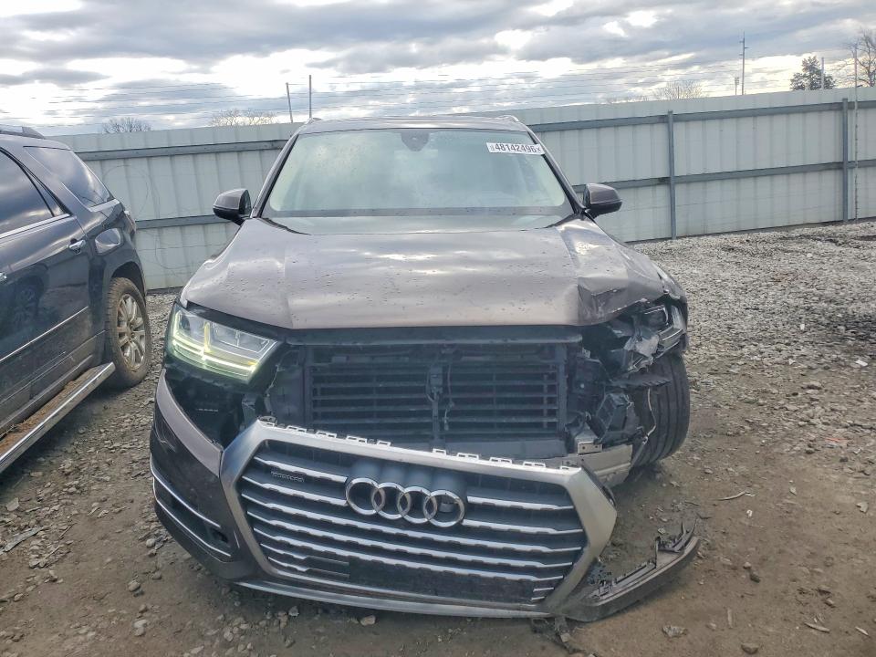 Продажа на аукционе авто 2017 Audi Q7, vin: WA1VAAF70HD008868, номер лота: 48142496