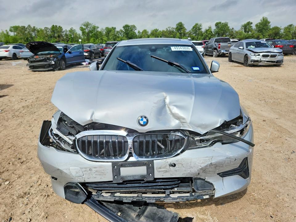 49343806 :رقم المزاد ، WBA5R1C58KFH14077 vin ، 2019 Bmw 330i مزاد بيع