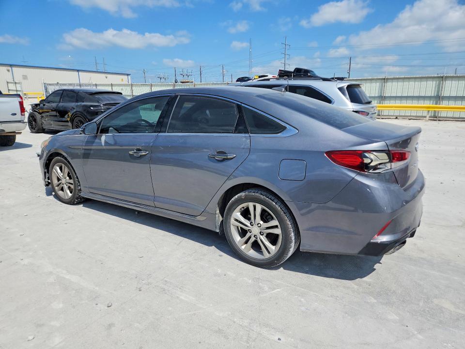 51225776 :رقم المزاد ، 5NPE34AF6JH688744 vin ، 2018 Hyundai Sonata مزاد بيع
