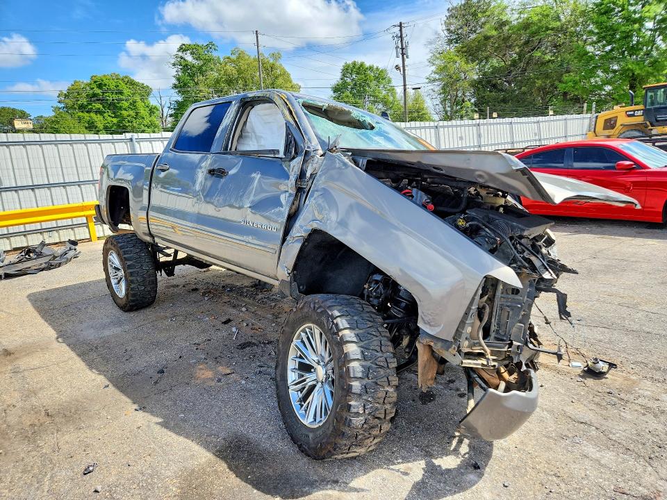 48637866 :رقم المزاد ، 3GCUKREC1HG334094 vin ، 2017 Chevrolet Silverado مزاد بيع