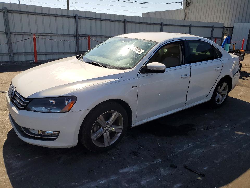 50398286 :رقم المزاد ، 1VWAS7A36FC109261 vin ، 2015 Volkswagen Passat مزاد بيع