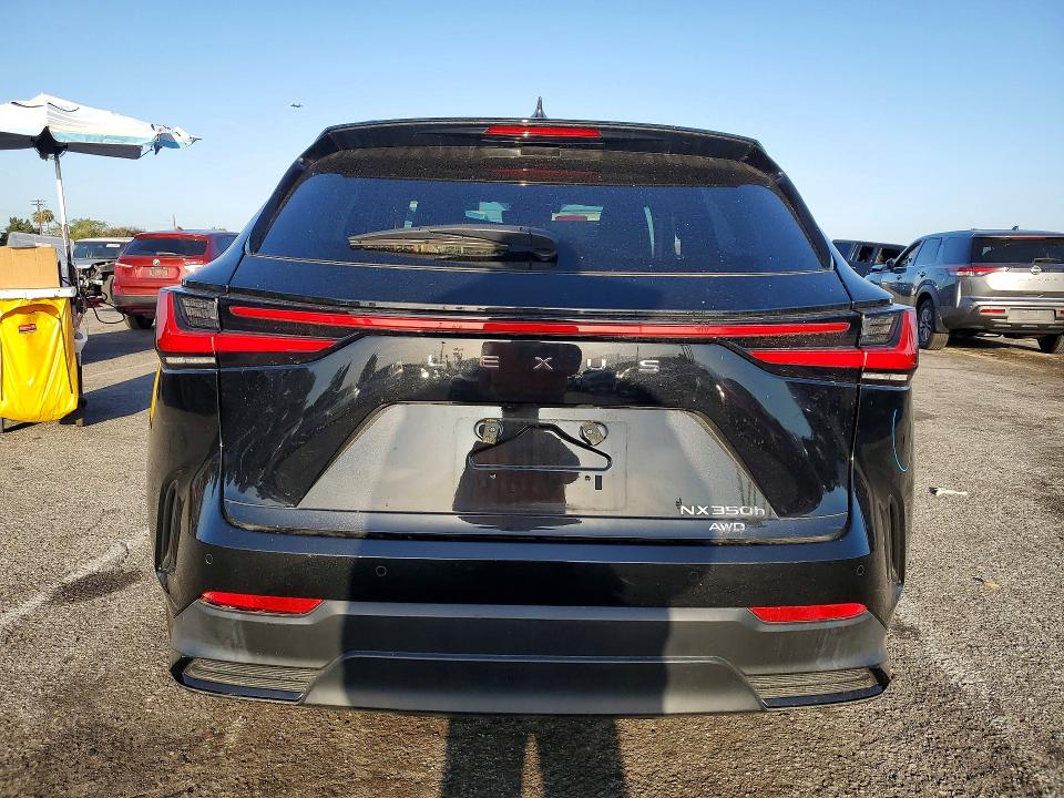 Продаж на аукціоні авто 2024 Lexus Nx 350h, vin: 2T2GKCEZ1RC020127, номер лоту: 50192366