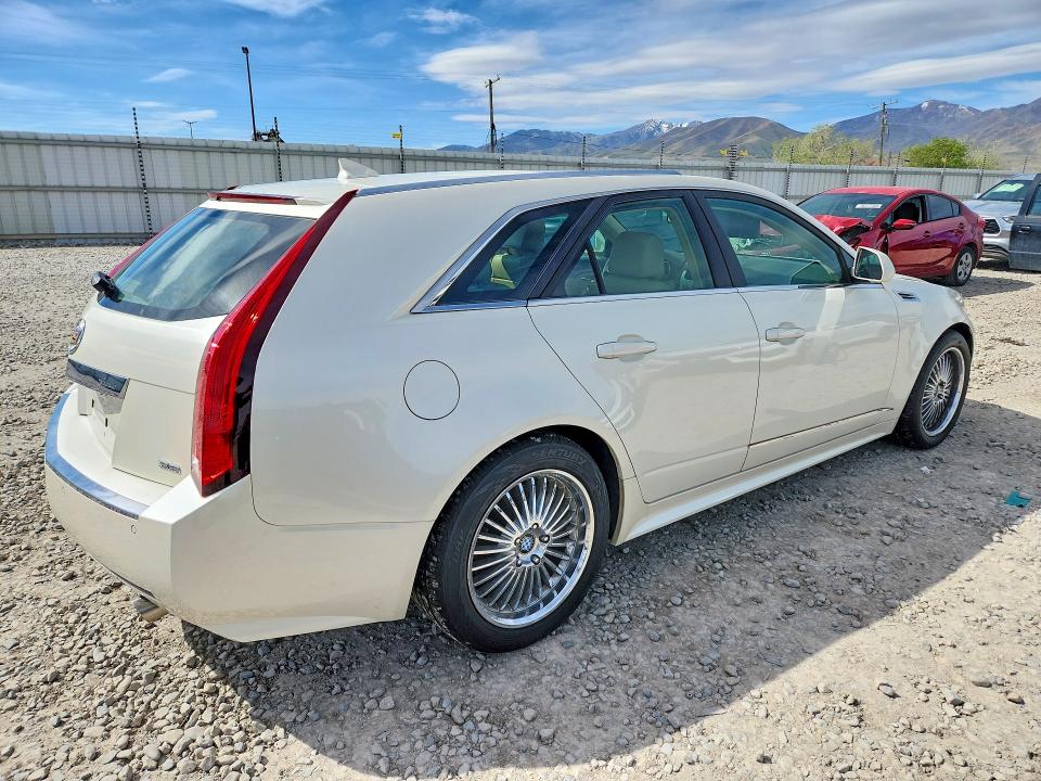 2010 Cadillac Cts მანქანა იყიდება აუქციონზე, vin: 1G6DS8EVXA0107835, აუქციონის ნომერი: 49942806