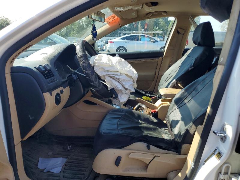 49037146 :رقم المزاد ، 3VWJZ71KX9M062886 vin ، 2009 Volkswagen Jetta مزاد بيع