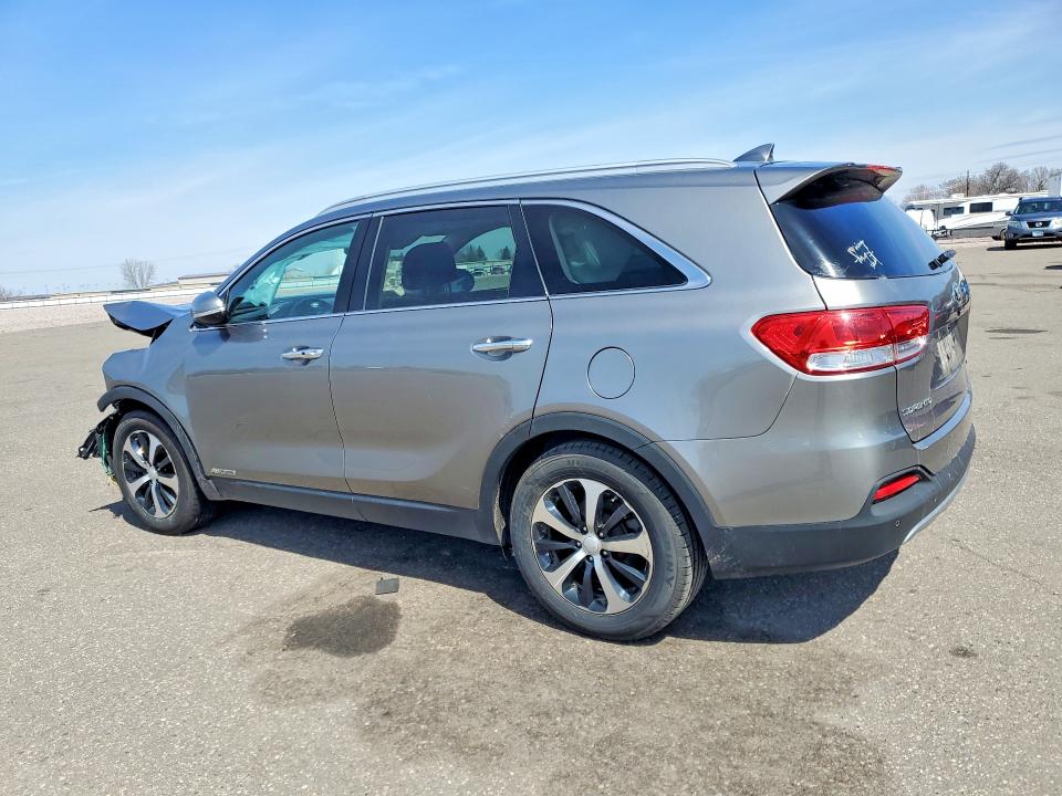 2017 Kia Sorento მანქანა იყიდება აუქციონზე, vin: 5XYPHDA51HG310012, აუქციონის ნომერი: 50652836