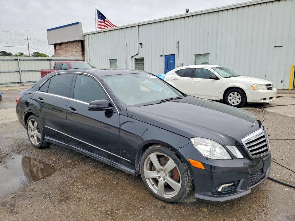 2011 Mercedes-benz E მანქანა იყიდება აუქციონზე, vin: WDDHF8HB9BA395952, აუქციონის ნომერი: 48957456