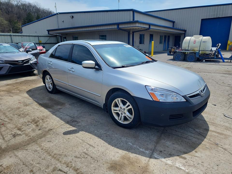 Продажа на аукционе авто 2007 Honda Accord, vin: 1HGCM56807A059647, номер лота: 49905736