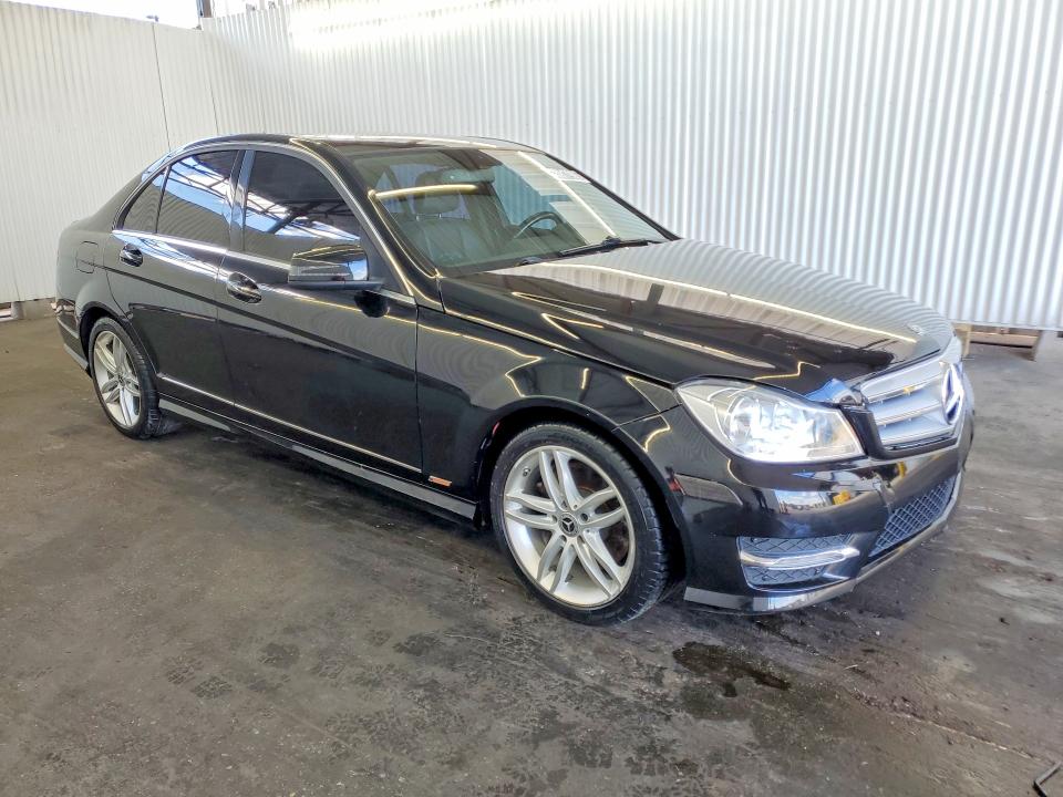 Продажа на аукционе авто 2014 Mercedes-benz C, vin: WDDGF8AB0EG223235, номер лота: 48917906