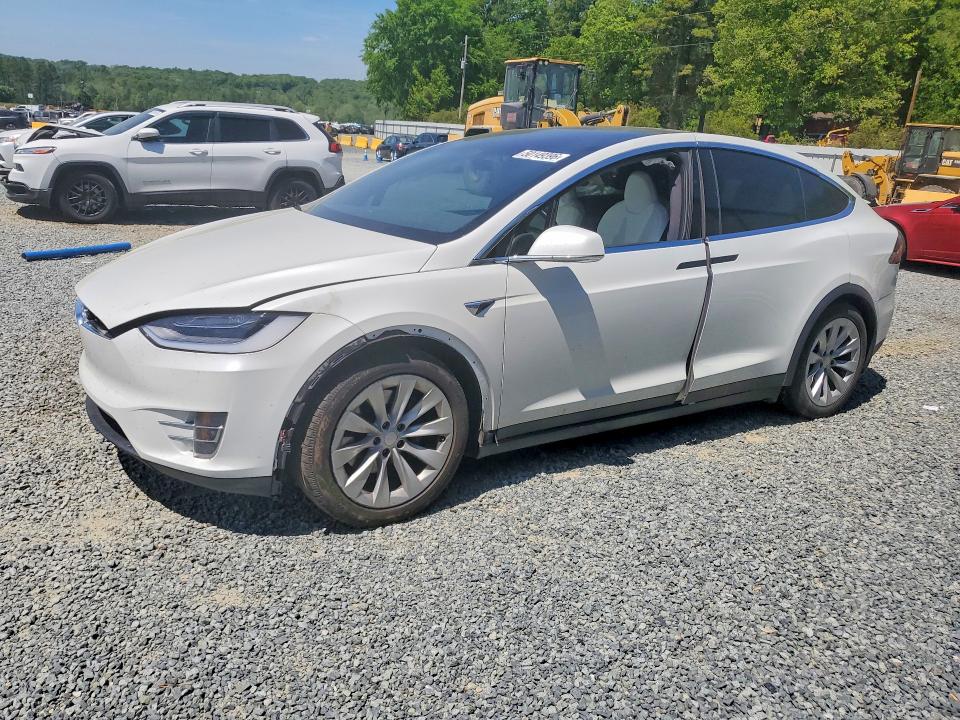 Продаж на аукціоні авто 2020 Tesla Model X, vin: 5YJXCAE22LF271752, номер лоту: 50149396
