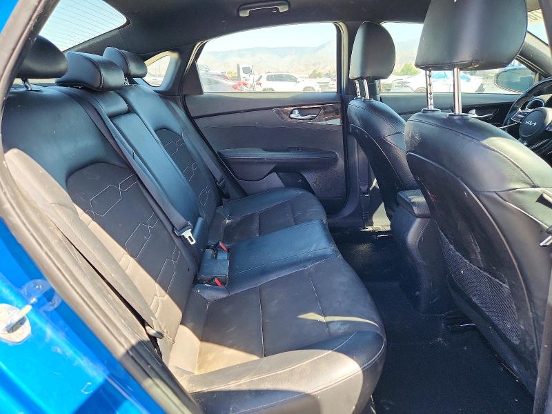 46780216 :رقم المزاد ، 3KPF54AD2NE479766 vin ، 2022 Kia Forte مزاد بيع