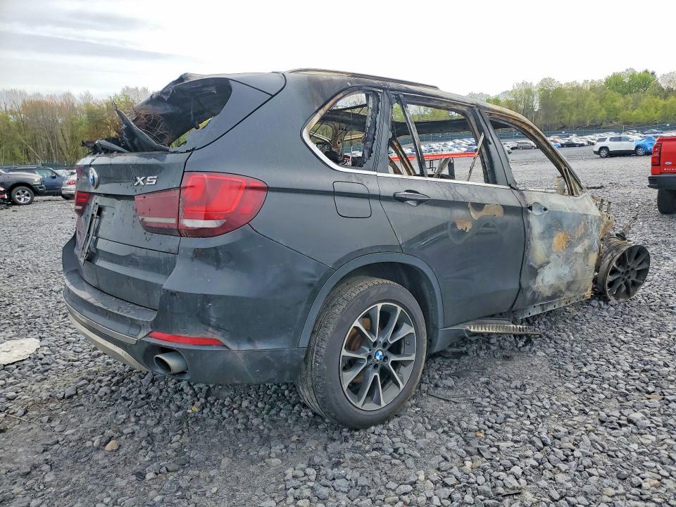 51616796 :رقم المزاد ، 5UXKR0C59F0P05392 vin ، 2015 Bmw X5 مزاد بيع