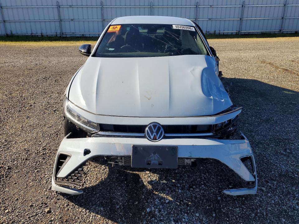 48496996 :رقم المزاد ، 3VWBX7BU7SM043292 vin ، 2025 Volkswagen Jetta مزاد بيع