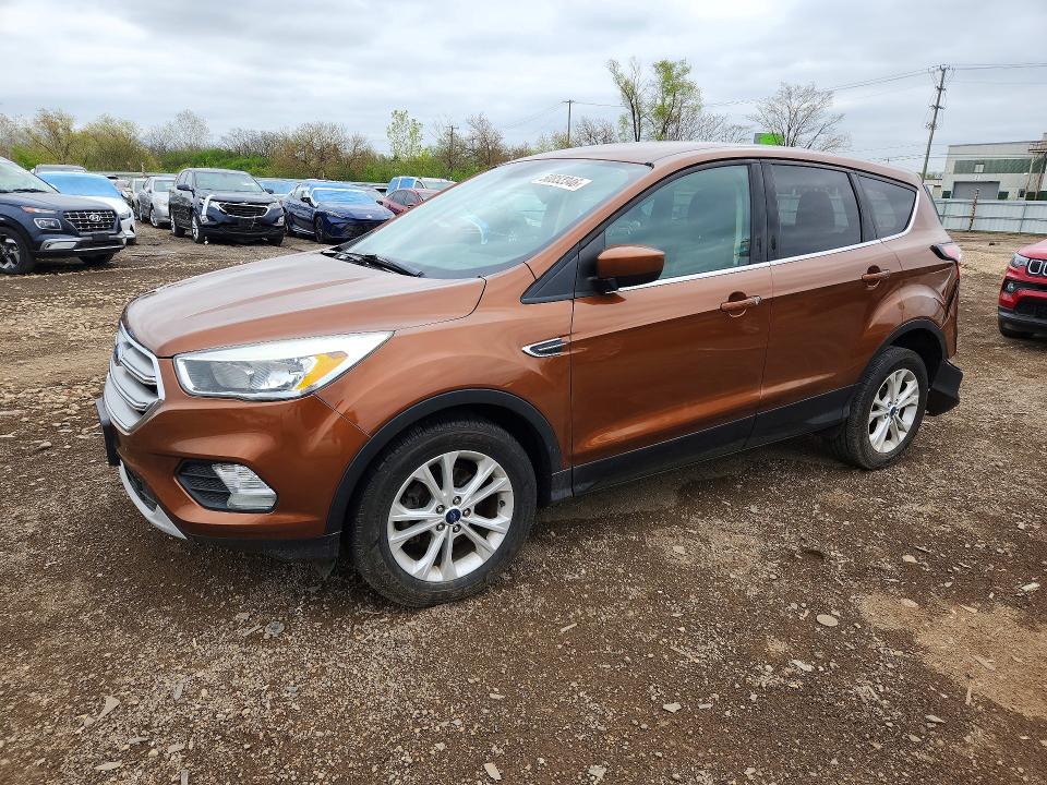 2017 Ford Escape მანქანა იყიდება აუქციონზე, vin: 1FMCU0GD8HUC64898, აუქციონის ნომერი: 50852346