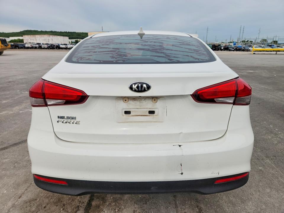 2017 Kia Forte მანქანა იყიდება აუქციონზე, vin: 3KPFK4A76HE092984, აუქციონის ნომერი: 51711956