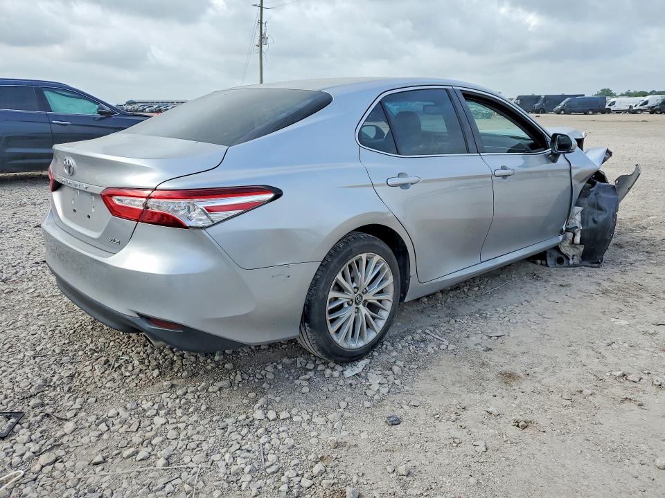 Aukcja sprzedaży 2018 Toyota Camry, vin: 4T1B11HK3JU154600, numer aukcji: 51456896