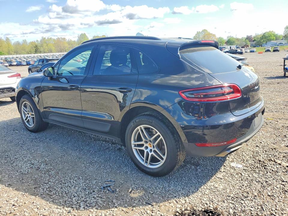 49491046 :رقم المزاد ، WP1AA2A5XJLB07031 vin ، 2018 Porsche Macan مزاد بيع