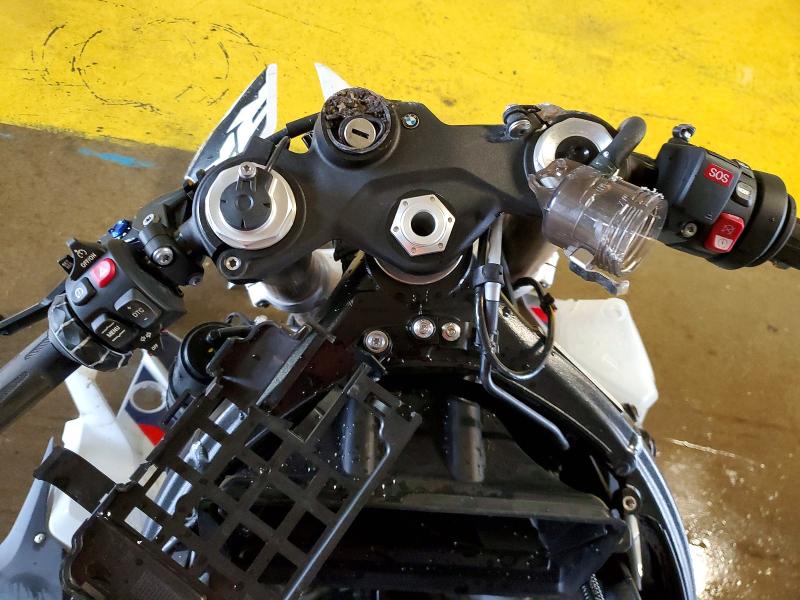 51089946 :رقم المزاد ، WB10P2309S6L92198 vin ، 2025 Bmw S 1000 مزاد بيع