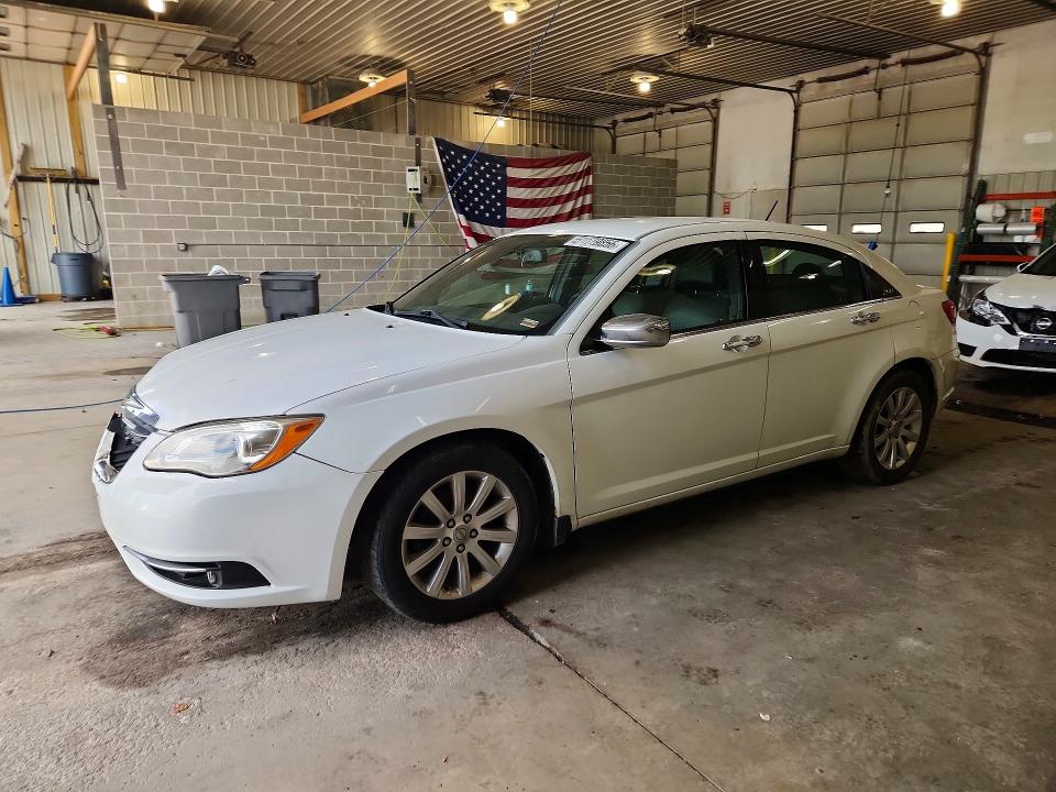 Продажа на аукционе авто 2013 Chrysler 200, vin: 1C3CCBCG3DN579247, номер лота: 51179856