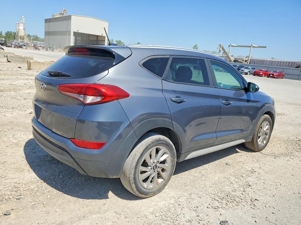 2017 Hyundai Tucson მანქანა იყიდება აუქციონზე, vin: KM8J33A4XHU482684, აუქციონის ნომერი: 50806656