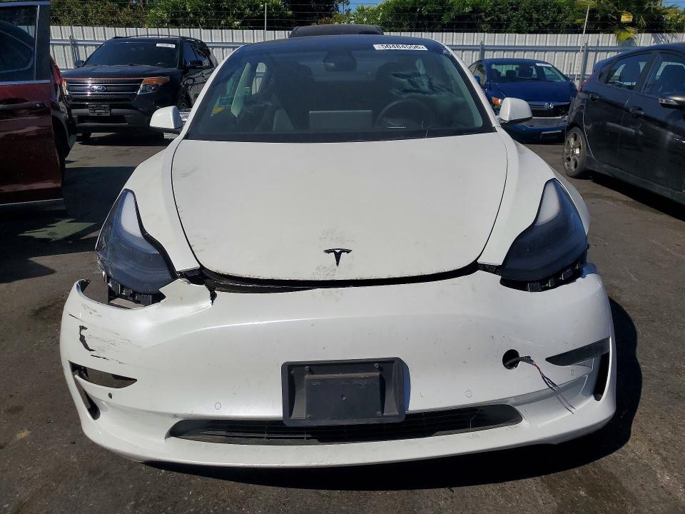 50484556 :رقم المزاد ، 5YJ3E1EA1NF144784 vin ، 2022 Tesla Model 3 مزاد بيع