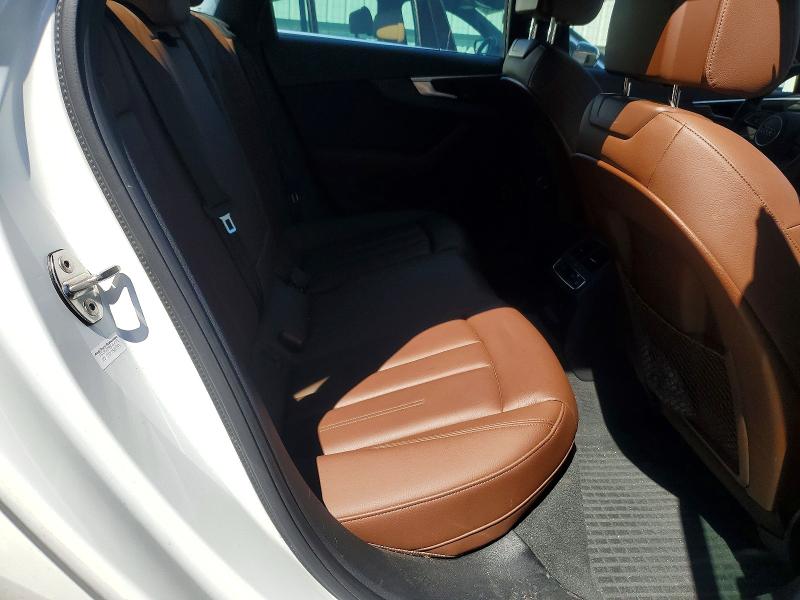 48816916 :رقم المزاد ، WAUFNBF43JA052037 vin ، 2018 Audi A4 مزاد بيع