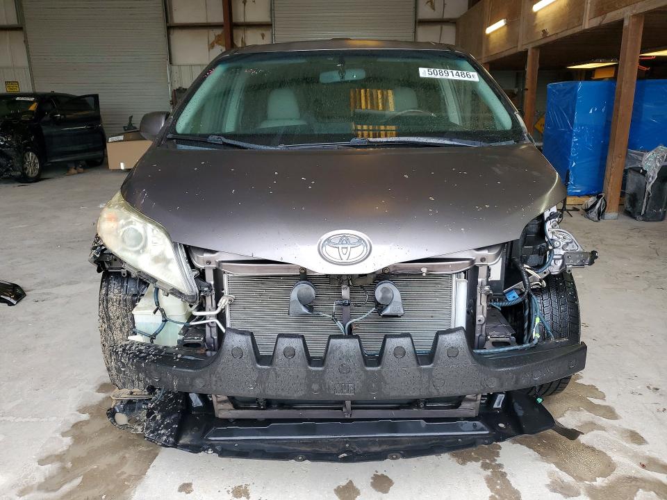 Продажа на аукционе авто 2011 Toyota Sienna, vin: 5TDYK3DC5BS067518, номер лота: 50891486