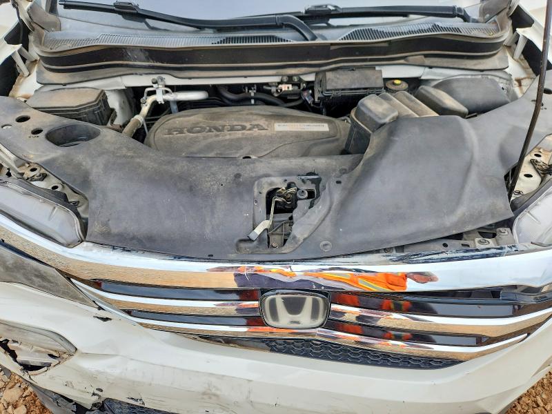 Продаж на аукціоні авто 2018 Honda Pilot, vin: 5FNYF5H99JB013558, номер лоту: 51562186