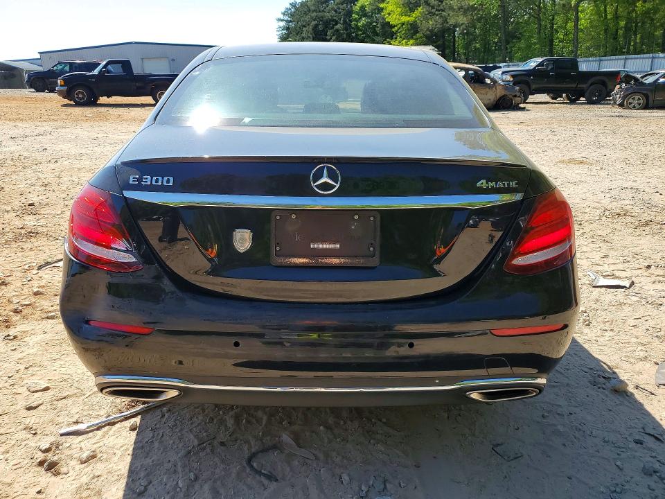 2018 Mercedes-benz E მანქანა იყიდება აუქციონზე, vin: WDDZF4KB1JA355997, აუქციონის ნომერი: 49234426