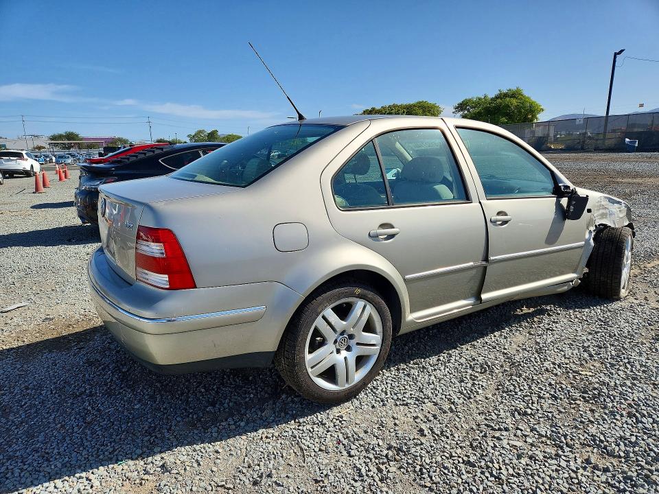 51527146 :رقم المزاد ، 3VWSE69M14M045239 vin ، 2004 Volkswagen Jetta مزاد بيع