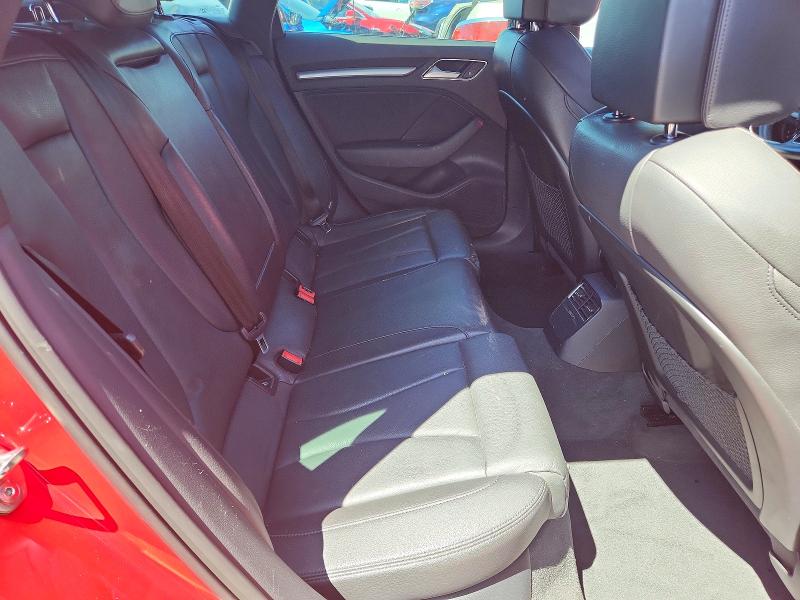 2018 Audi A3 მანქანა იყიდება აუქციონზე, vin: WAUUPBFF8JA082010, აუქციონის ნომერი: 49951326