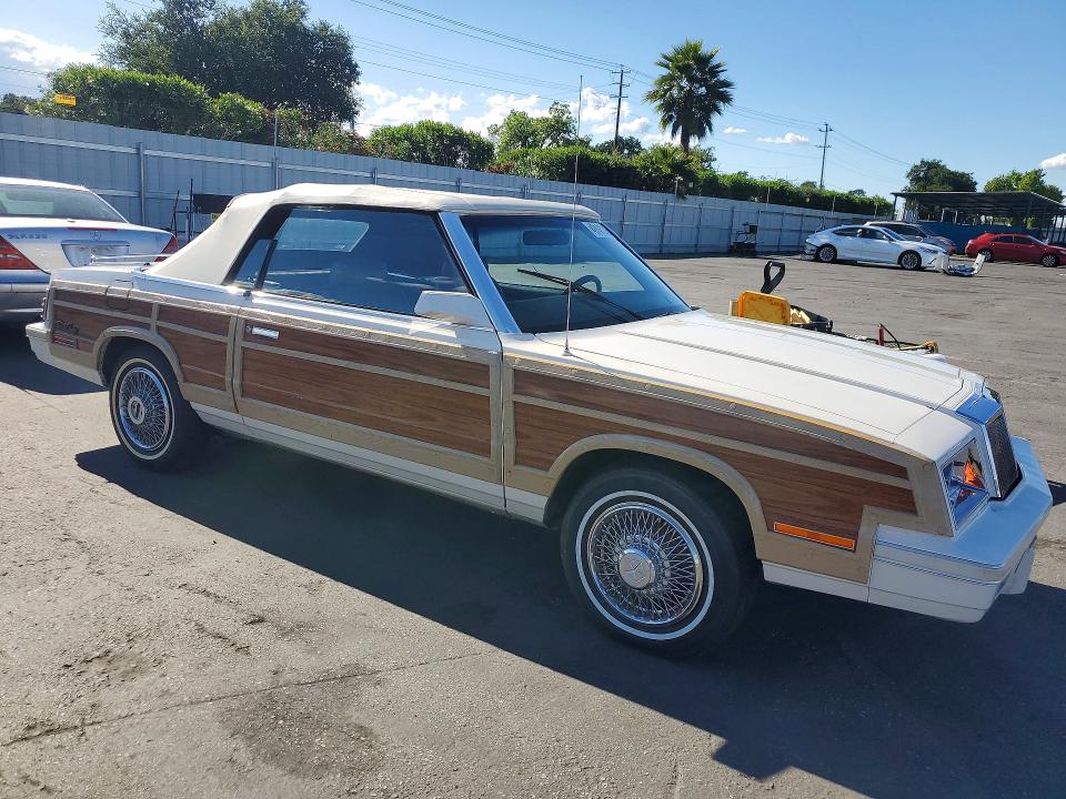 1984 Chrysler Lebaron მანქანა იყიდება აუქციონზე, vin: 1C3BC55G1EG121786, აუქციონის ნომერი: 49141016
