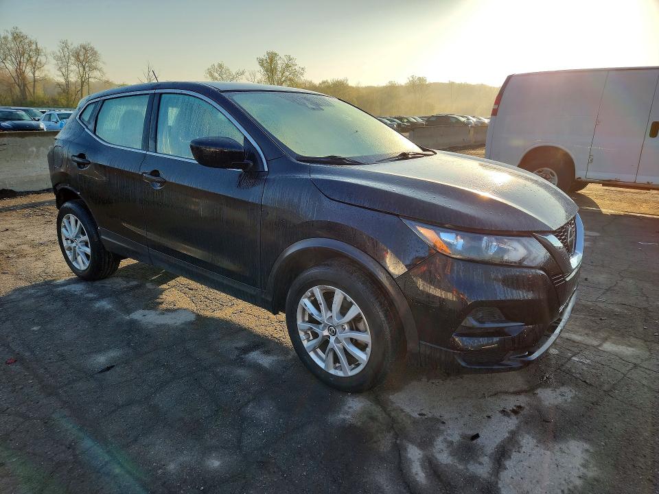 50673296 :رقم المزاد ، JN1BJ1AW9MW425026 vin ، 2021 Nissan Rogue Sport مزاد بيع