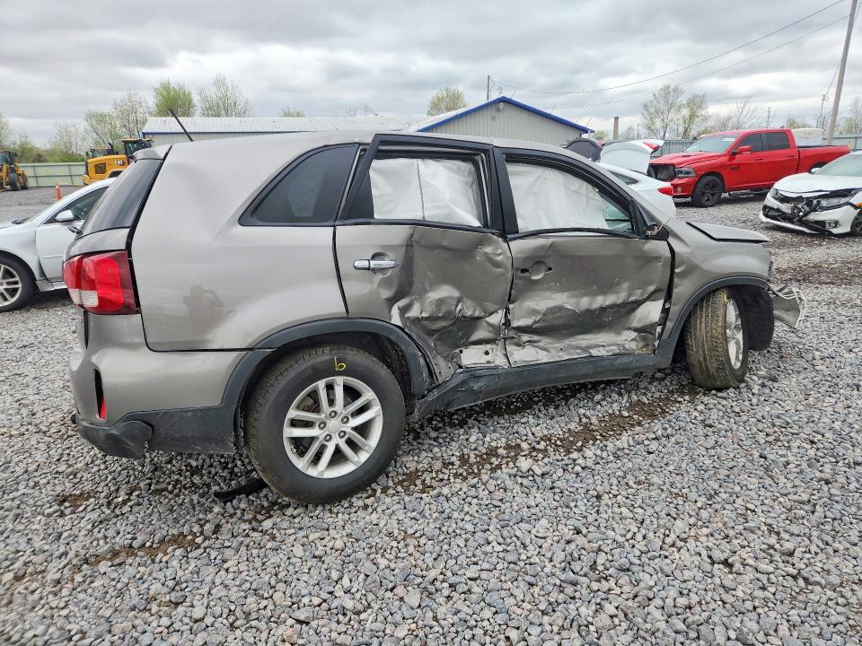 Продажа на аукционе авто 2015 Kia Sorento, vin: 5XYKT3A6XFG565394, номер лота: 49093946