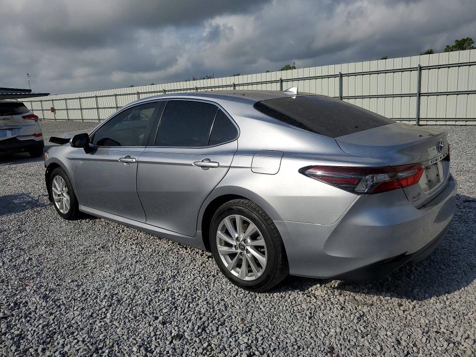 48758736 :رقم المزاد ، 4T1C11AKXRU866516 vin ، 2024 Toyota Camry مزاد بيع