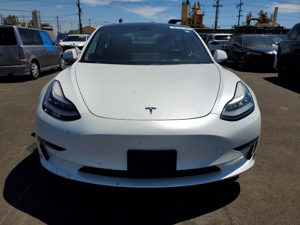 Продаж на аукціоні авто 2019 Tesla Model 3, vin: 5YJ3E1EAXKF401243, номер лоту: 50131746