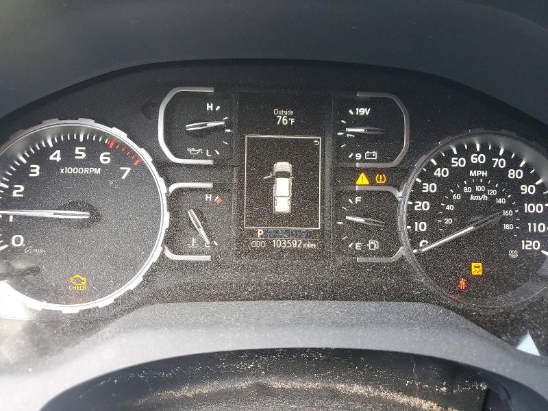 49593976 :رقم المزاد ، 5TFRM5F11JX126062 vin ، 2018 Toyota Tundra مزاد بيع