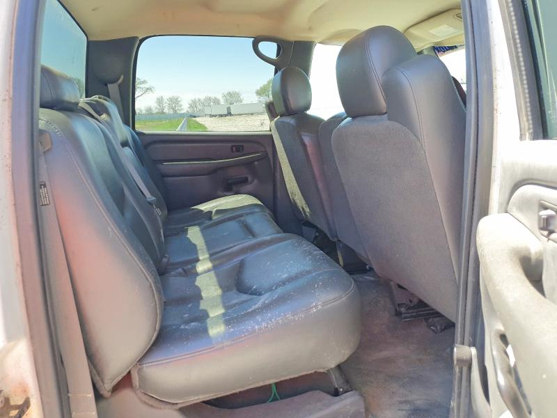 2003 Chevrolet Silverado მანქანა იყიდება აუქციონზე, vin: 1GCJK33G23F106122, აუქციონის ნომერი: 52045606
