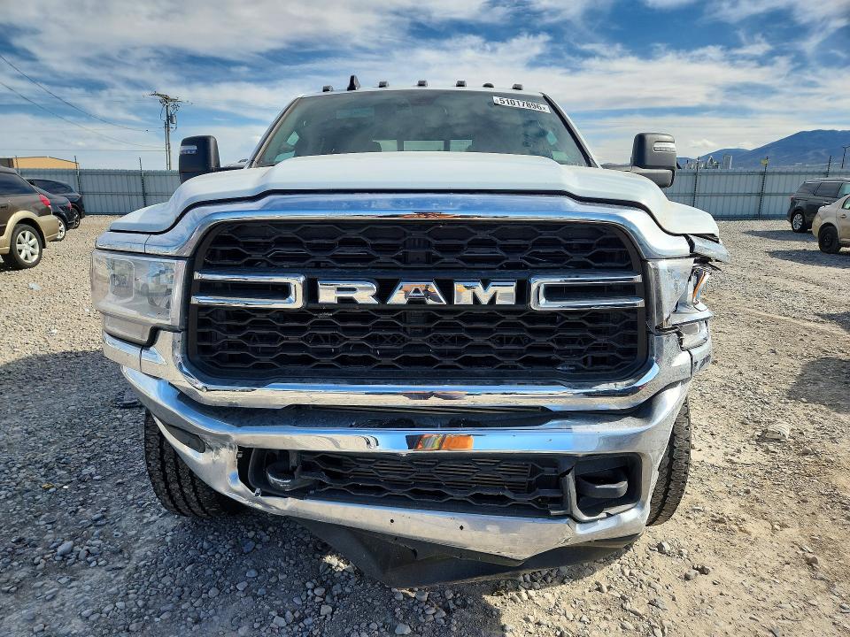 51017896 :رقم المزاد ، 3C6UR5HL5RG327626 vin ، 2024 Ram 2500 مزاد بيع