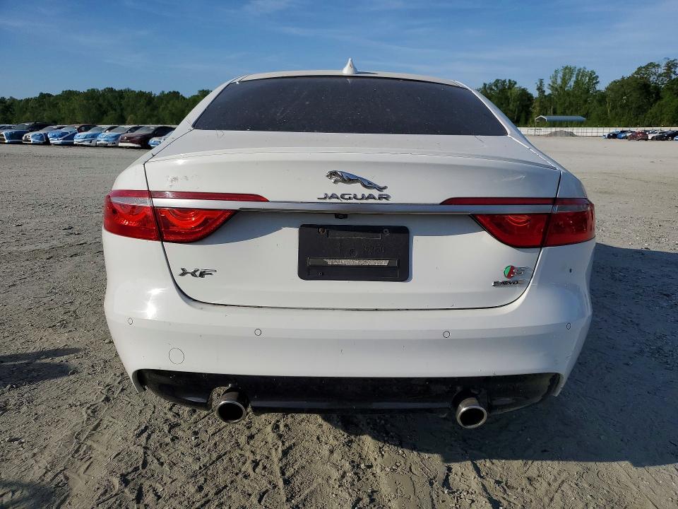 Продажа на аукционе авто 2018 Jaguar Xf, vin: SAJBM4FV8JCY66540, номер лота: 49764036