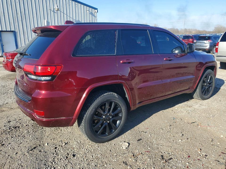 Продажа на аукционе авто 2018 Jeep Grand Cherokee, vin: 1C4RJFAG2JC390795, номер лота: 47911886