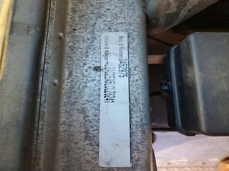54009946 :رقم المزاد ، 4UZAC2EA5LCLZ6241 vin ، 2020 Freigliner Mt45 Chassis مزاد بيع