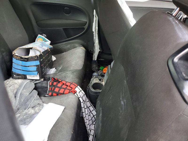 49736626 :رقم المزاد ، 3VWFD7AT6KM711800 vin ، 2019 Volkswagen Beetle مزاد بيع